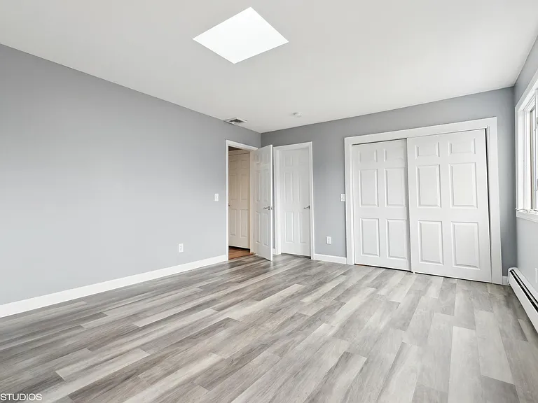 4 Box Tree Rd — Photo 25