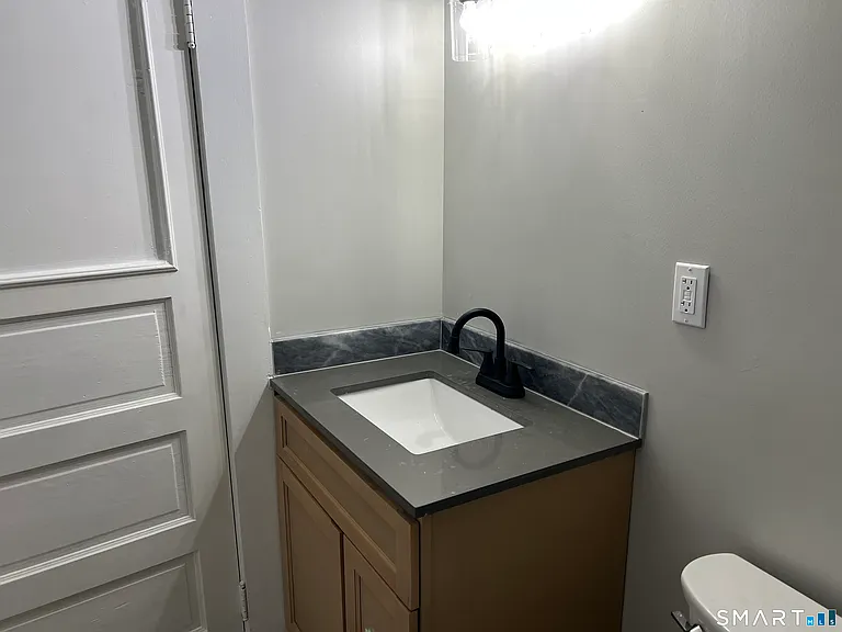 17 Lilac St — Photo 10