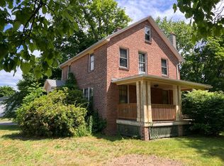 98 Willimansett St, South Hadley, MA 01075