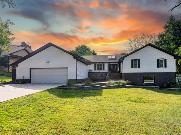 115 Coachlight Trl, Burlington, NC 27215