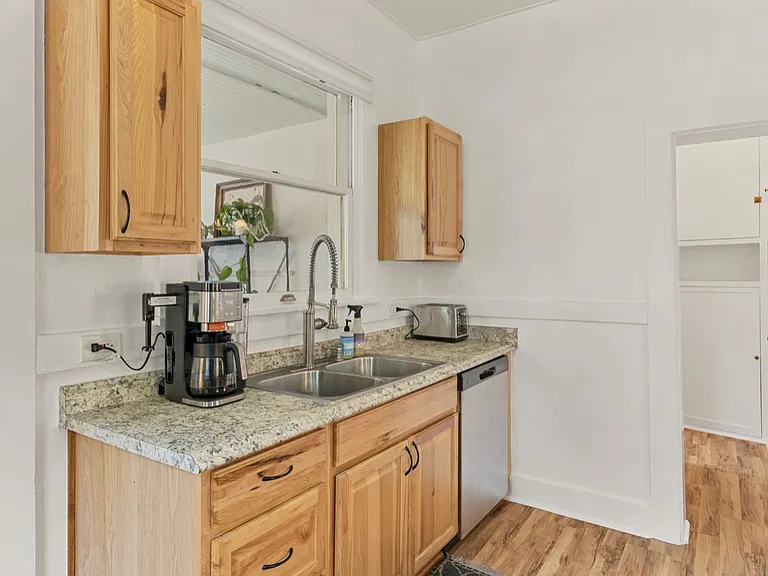 1117 Pine St — Photo 27