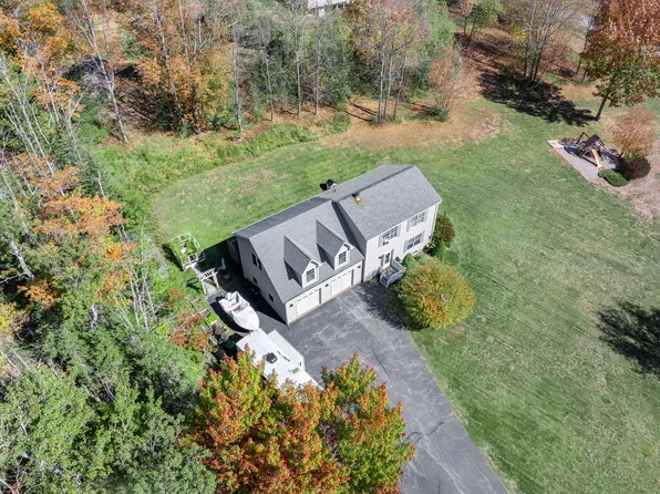 5 Abbey Lane, Holden, ME 04429