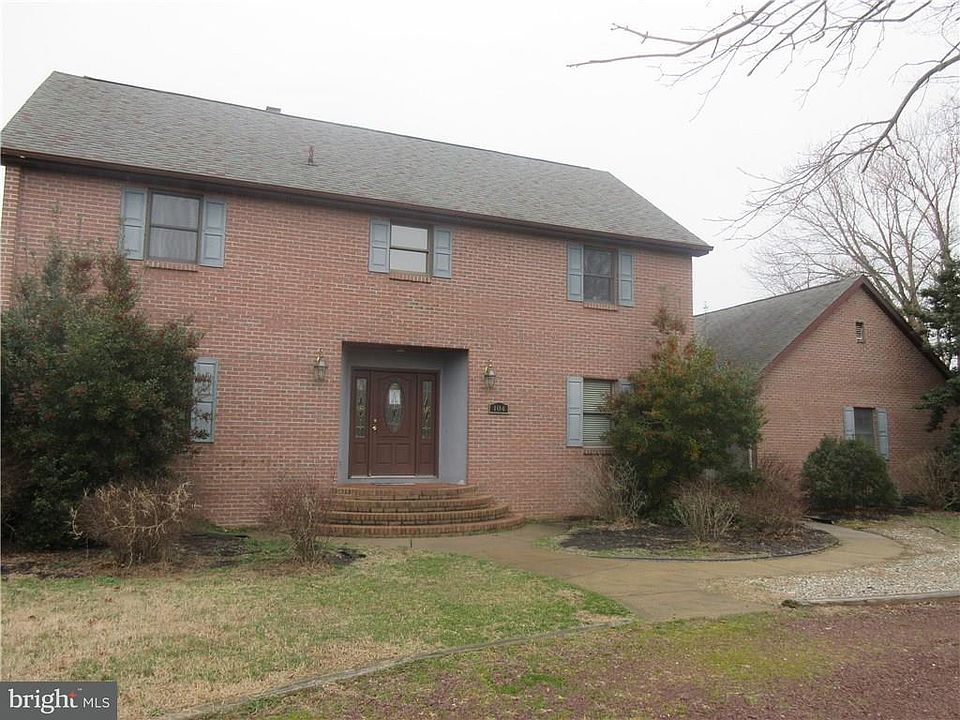 1st image of 104 Naomi Dr