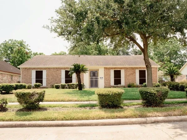 15118 Carol Chase Cir, Missouri City, TX 77489
