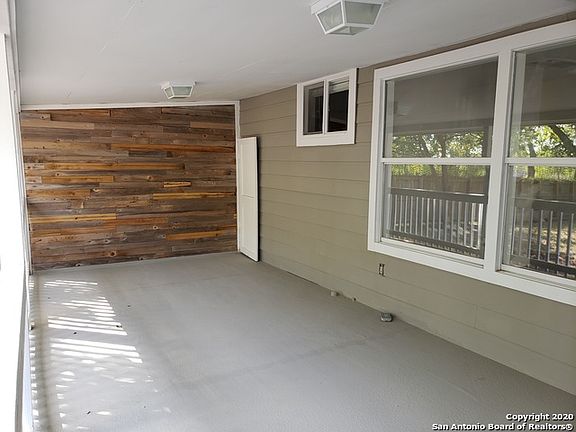 5th image of 822 Proctor Blvd