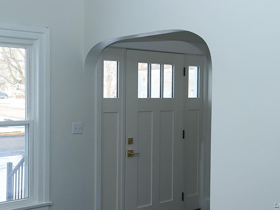 3rd image of 705 College Ave
