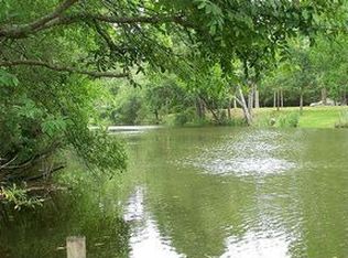 1330 Plantation Dr, Dickinson, TX 77539