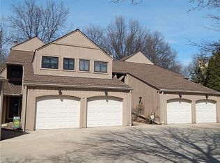 13 Landings Way, Avon Lake, OH 44012