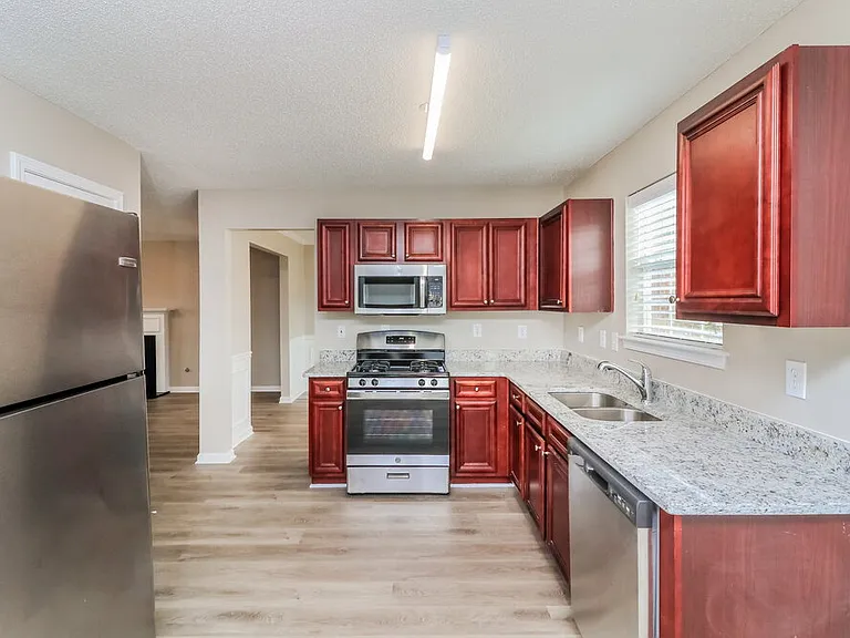 6981 Borowood Ln — Photo 11