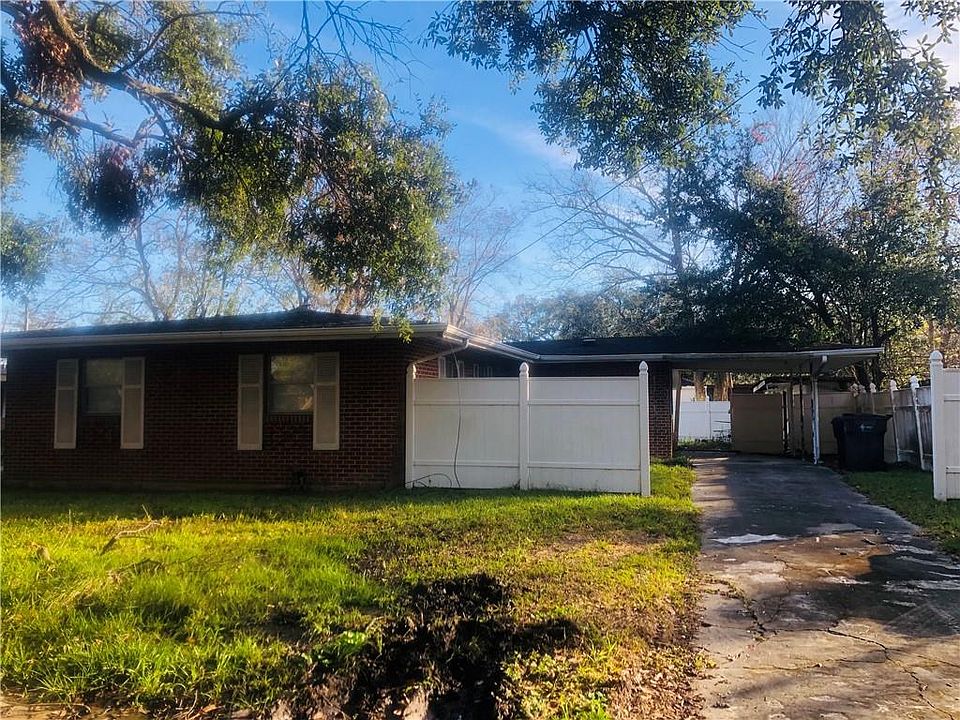 1st image of 4901 Gawain Dr
