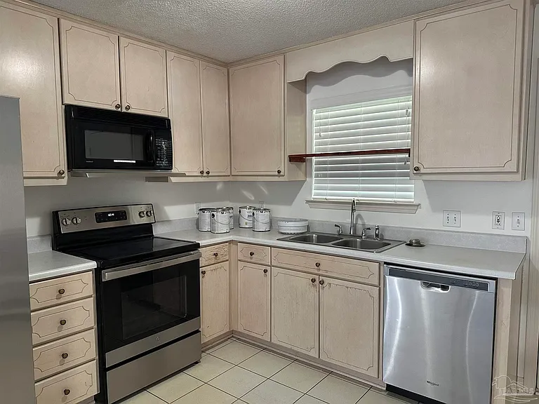 5511 Custer Dr — Photo 12