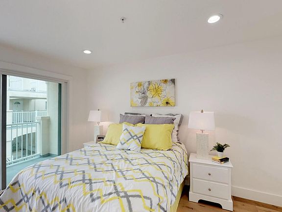 5th image of 3855 Carter Dr APT 206