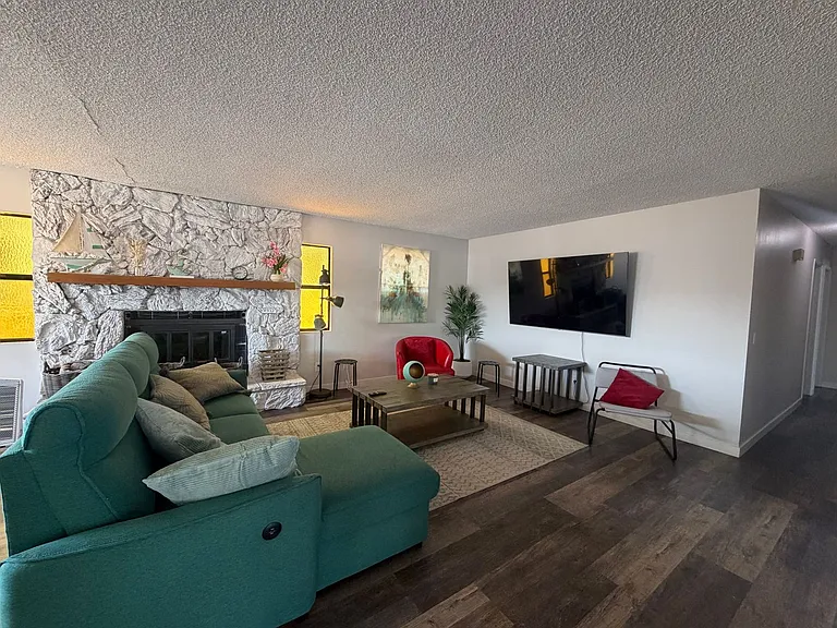 1186 Emory St — Photo 12