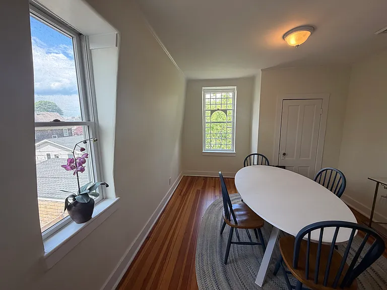 44 Everett St #3 — Photo 6