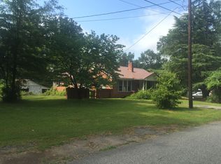 29 Spring St, Pelzer, SC 29669