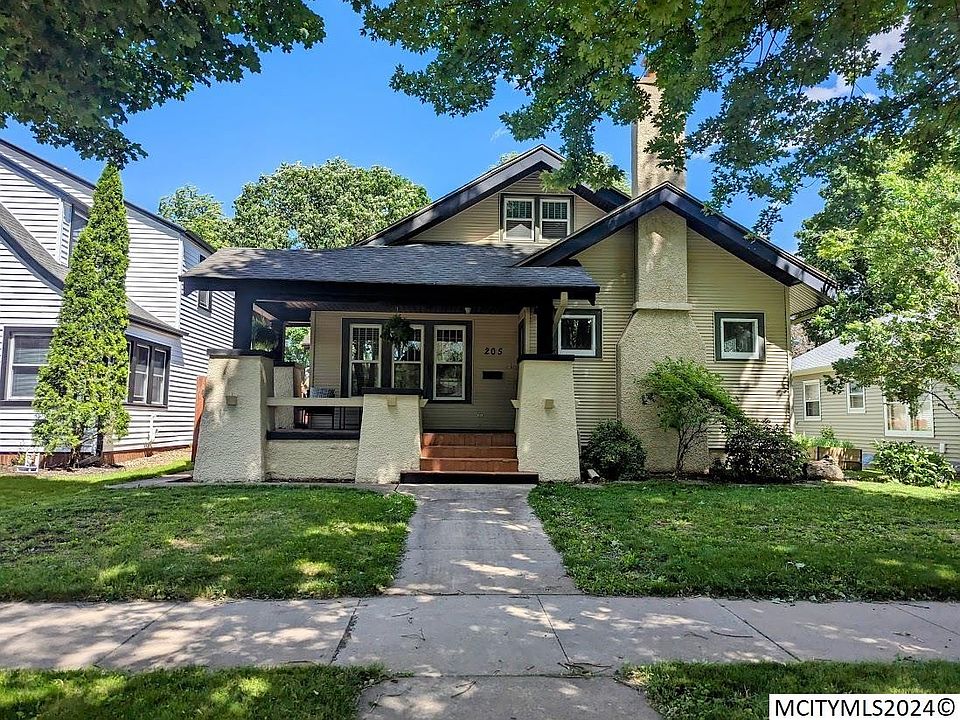 1st image of 205 S Kentucky Ave
