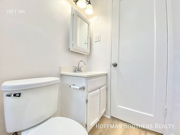 5th image of 520 N Heliotrope Dr #520