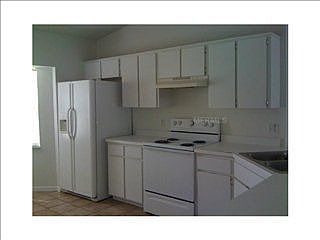 3rd image of 1011 Heron Ct