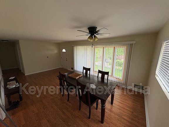 4th image of 2826 James Dr Unit 1