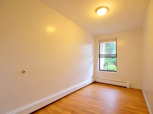 Rented by Douglas Elliman | media 18