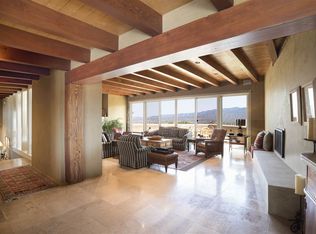 2572 Tano Compound Dr, Santa Fe, NM 87506