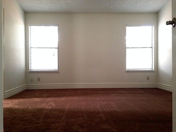 5th image of 4608 Bannister Ln
