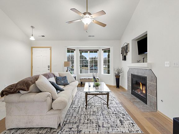 4th image of 2677 Dornoch Pl