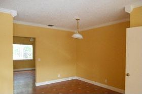5th image of 9541 Bradshaw Ln