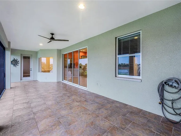 18025 Greenwood Dr — Photo 25