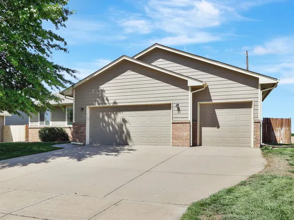 422 E Rolling Acres Ct, Valley Center, KS 67147