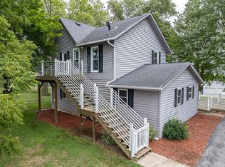 619 N Augusta Ave, Oxford, IA 52322