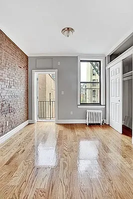 Rented by Compass | media 7