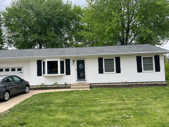 811 16th Street Ct N, Port Byron, IL 61275
