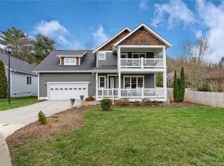 47 Craftsman Cir, Asheville, NC 28805