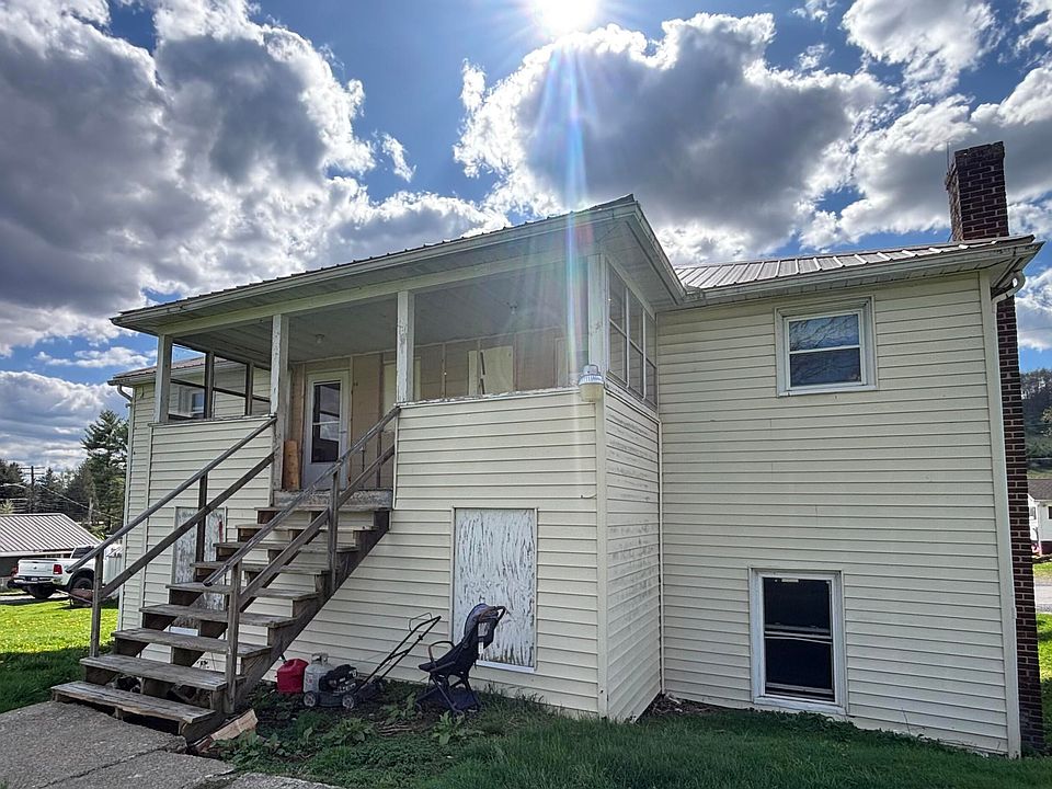 1st image of 106 Ridge Rd #108