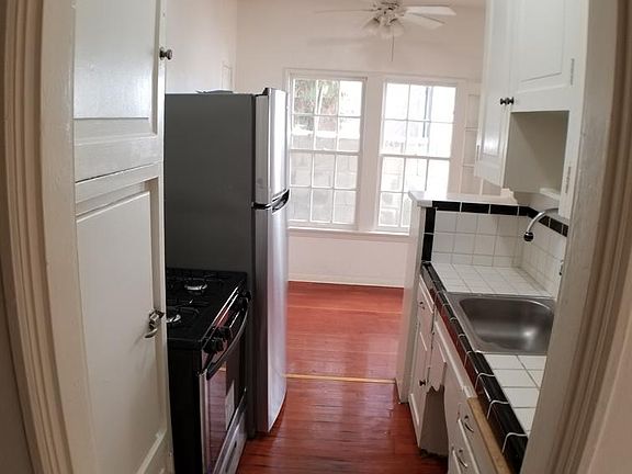 3rd image of 140 S Camden Dr APT 103