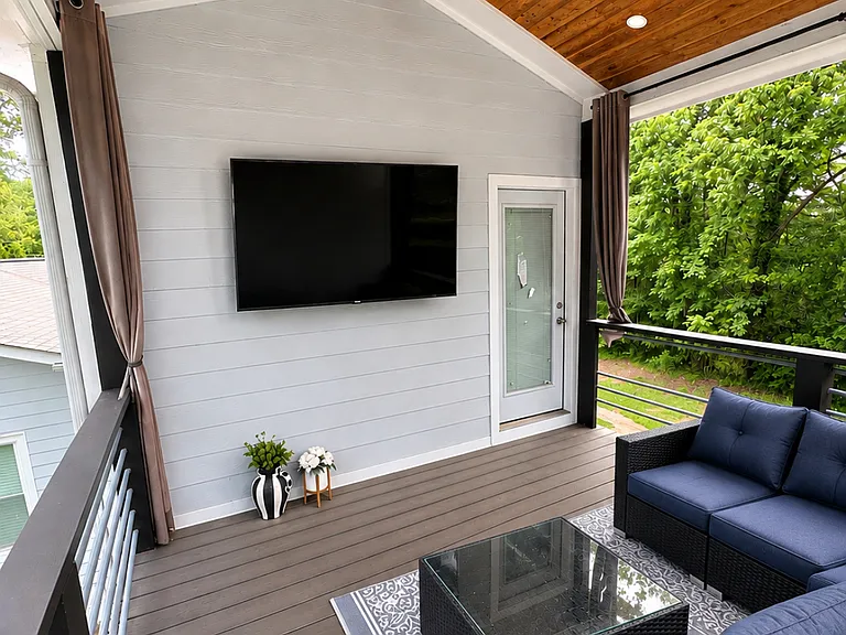 239 Harriet St SE — Photo 25