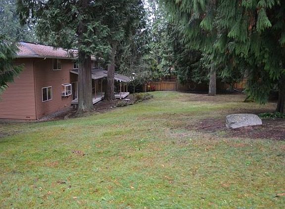 2nd image of 1241 185th Ave NE