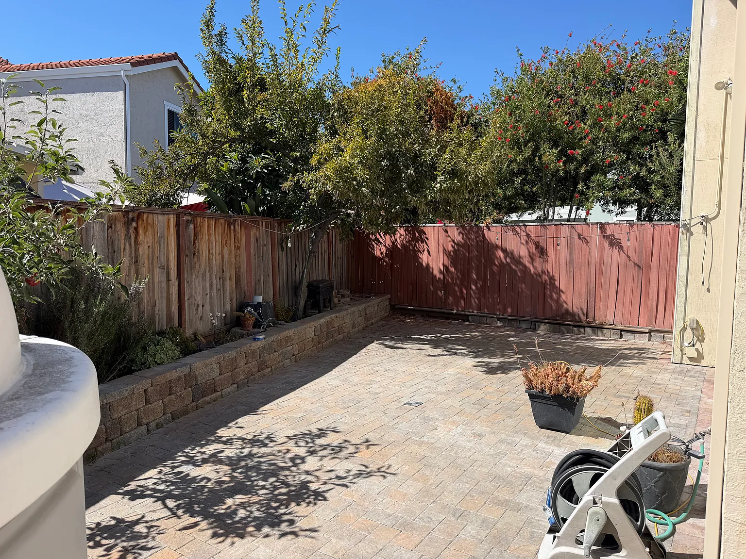 4 bed, 2.5 bath, 1544 sqft, $4,300 — Photo 2