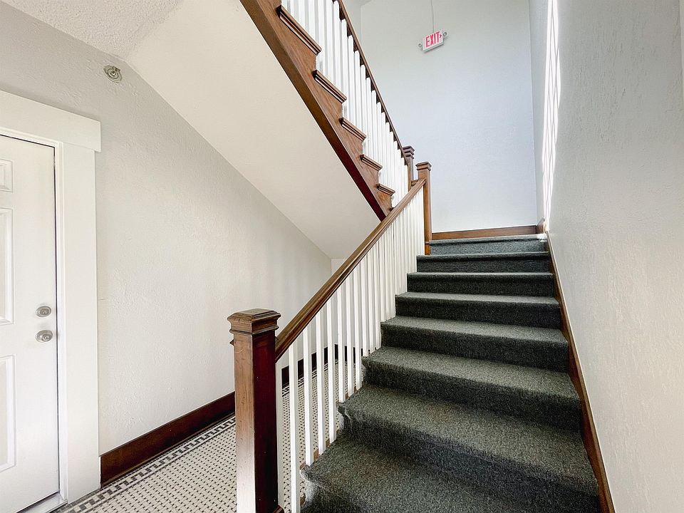 2nd image of 727 Culbertson Dr APT 222