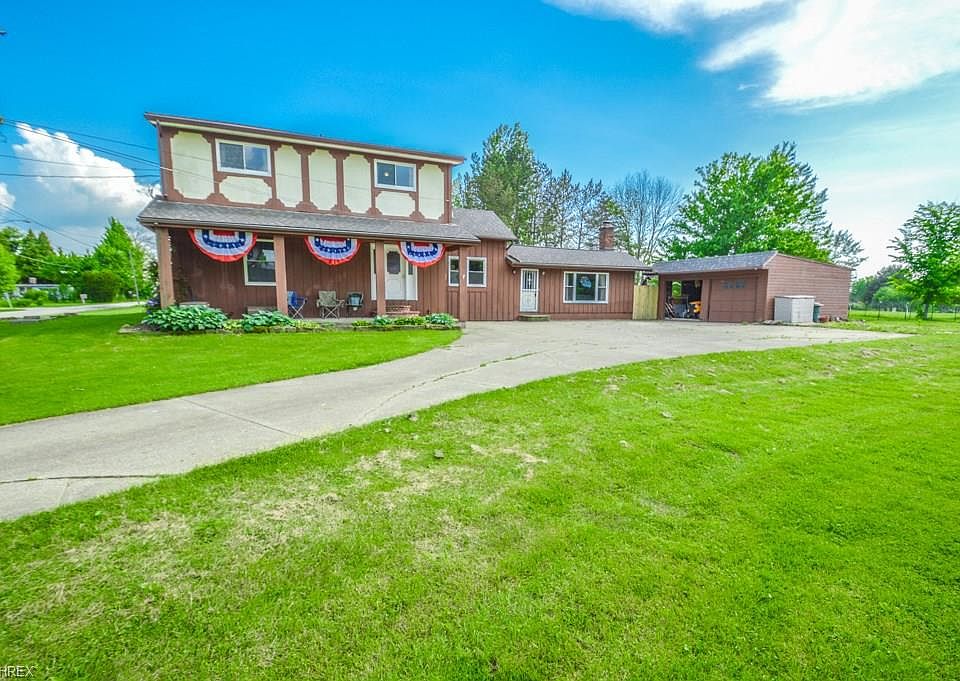 1st image of 3940 Lampson Ave