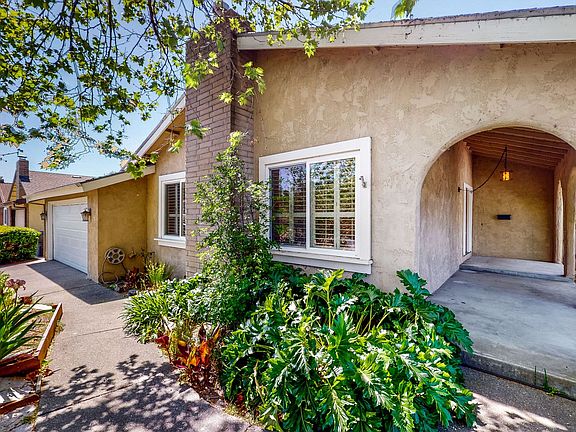5th image of 1321 Berrydale Dr