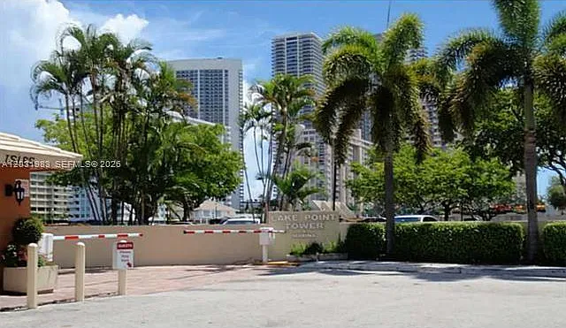 100 Golden Isles Dr #Penthouse 7 — Photo 47