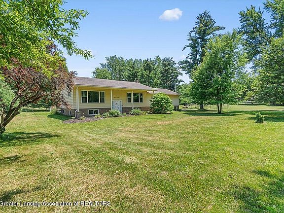 2nd image of 6970 Foster Rd