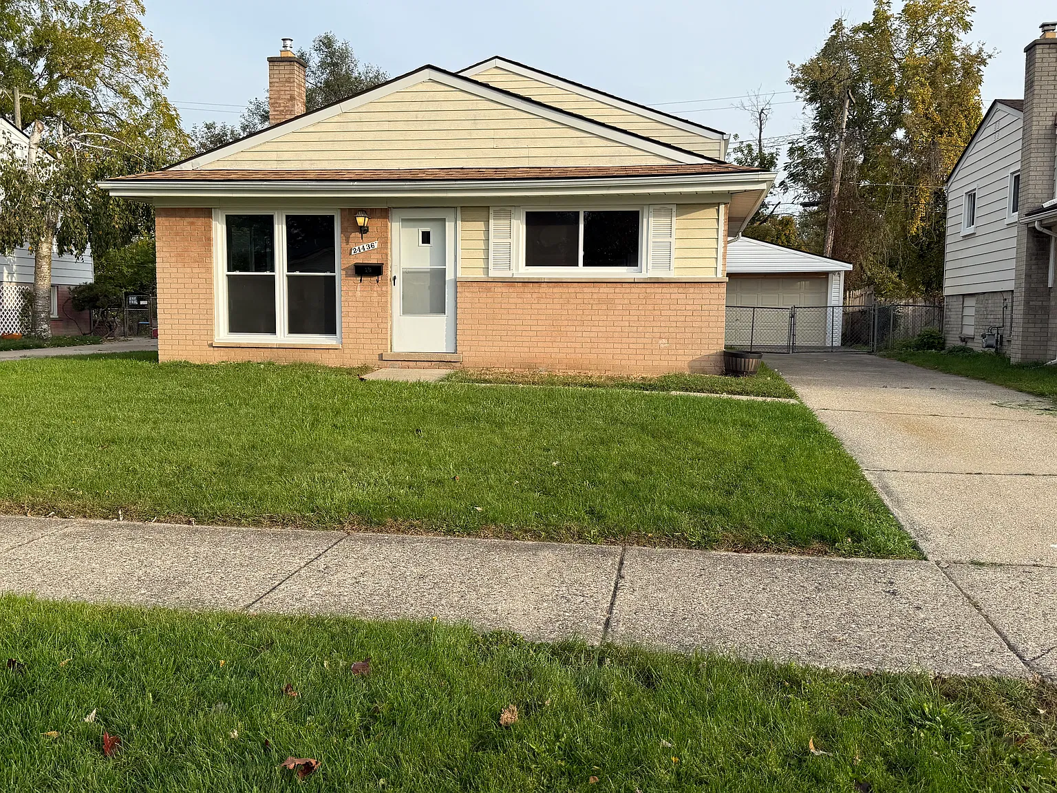 3 bed, 1420 sqft, $2,000 — Photo 1