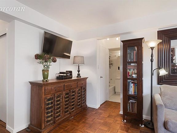 5th image of 175 W 13th St #A14
