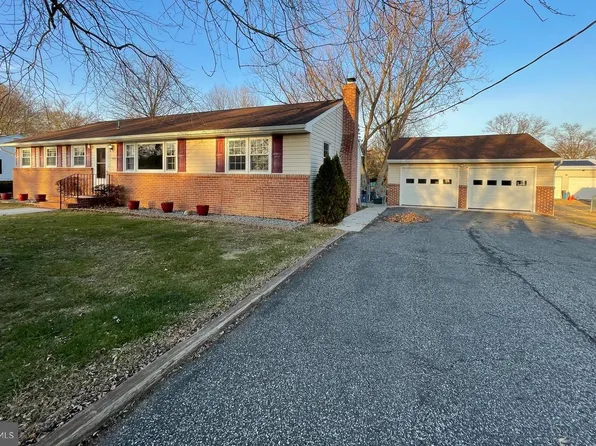 100 Georgia Rd, Pennsville, NJ 08070