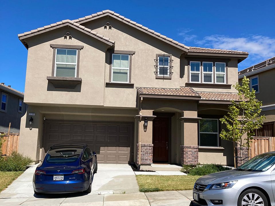 1st image of 3135 La Corona Dr