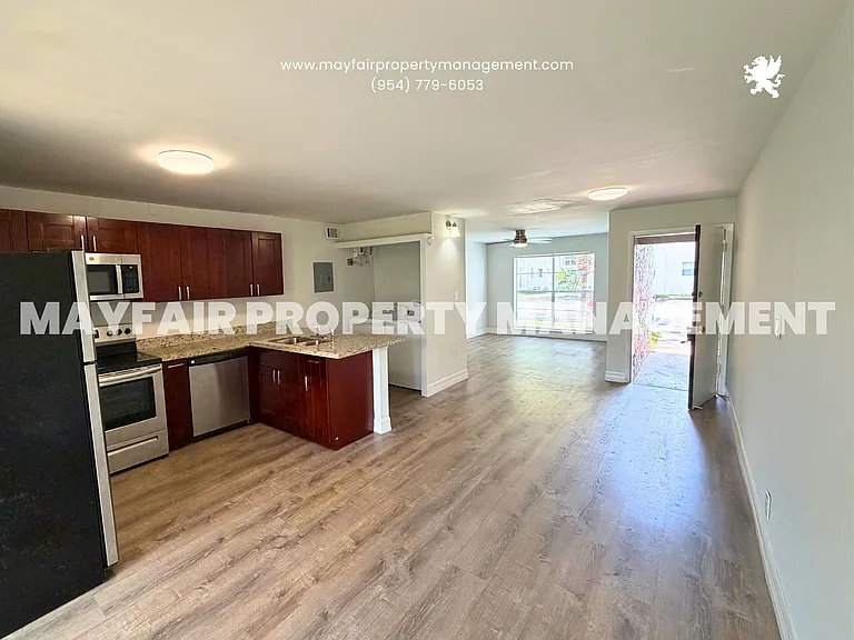4447 Treehouse Ln #17C — Photo 3