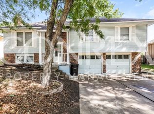 16303 Spring Valley Rd, Belton, MO 64012